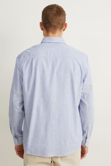 Mężczyźni - Koszula Oxford - slim fit - przypinany kołnierzyk - w paski - niebieski