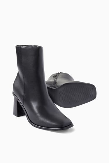 Women - Ankle boots - faux leather - black