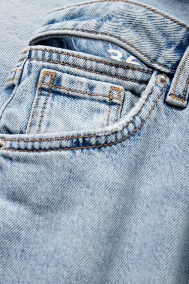 Tieners & jongvolwassenen - CLOCKHOUSE - straight jeans - high waist - jeanslichtblauw