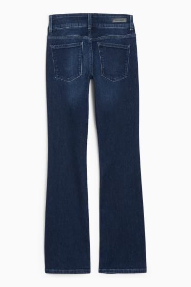 Teens & Twens - CLOCKHOUSE - Bootcut Jeans - Low Waist - LYCRA® - jeansblau