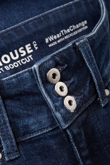 Ragazzi e giovani - CLOCKHOUSE - bootcut jeans - vita bassa - LYCRA® - jeans blu