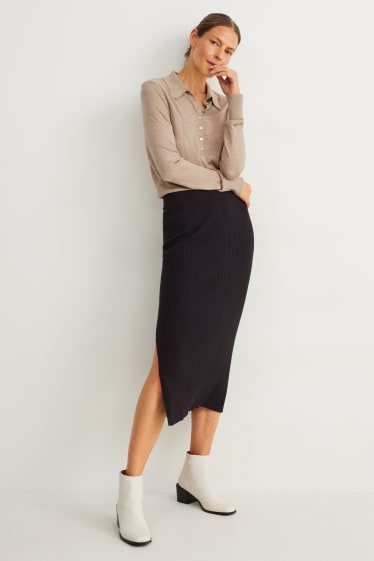Women - Basic knitted skirt - black