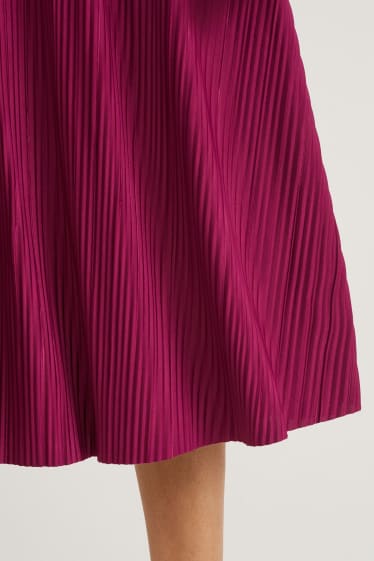 Women - Pleated skirt - bordeaux