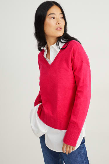 Women - Fine knit jumper - pink
