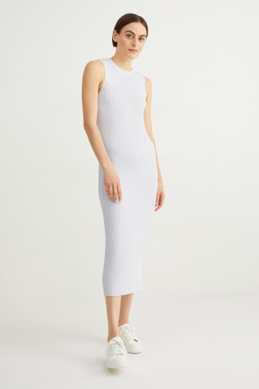 Women - Knitted bodycon dress - white