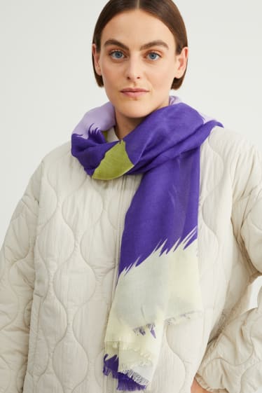 Femei - Șal - cu model - multicolor