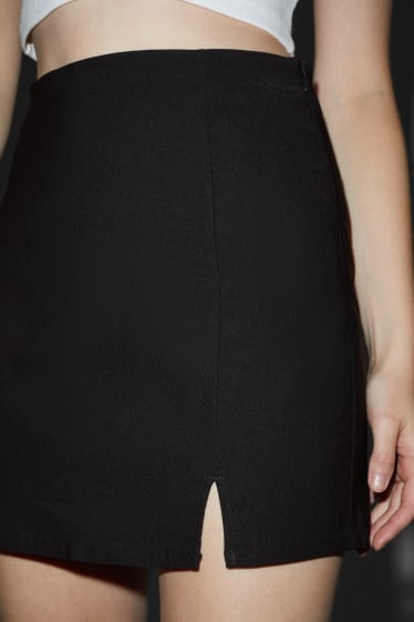 Jóvenes - CLOCKHOUSE - minifalda - negro