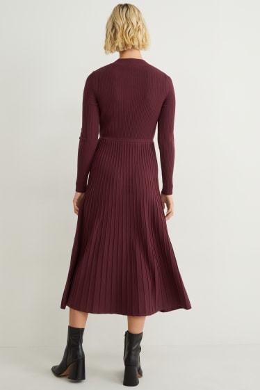 Femmes - Robe de maille - bordeaux