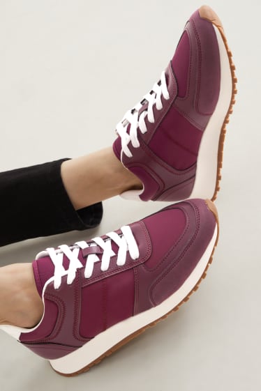 Damen - Sneaker - Lederimitat - bordeaux