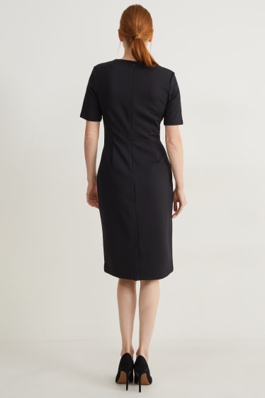 Mujer - Vestido con escote en pico - negro