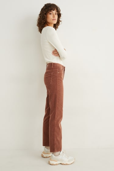 Femei - Pantaloni din catifea reiată - talie înaltă - straight fit - maro