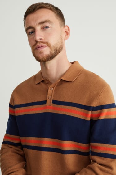 Men - Fine knit jumper - brown