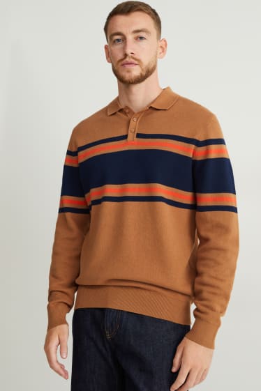 Men - Fine knit jumper - brown