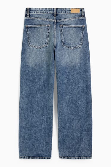 Women - CLOCKHOUSE - baggy jeans - mid-rise waist - denim-light blue