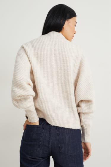 Damen - Pullover mit Stehkragen - hellbeige