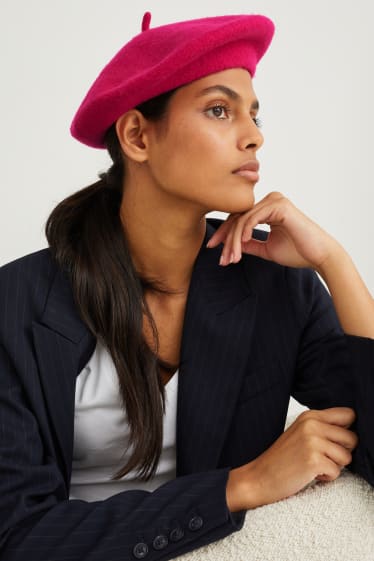 Kobiety - Wełniany beret - ciemnoróżowy