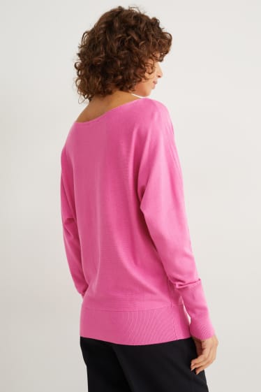 Femmes - Pullover en délicate maille - rose