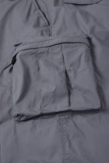 Hombre - Pantalón cargo - relaxed fit - gris oscuro