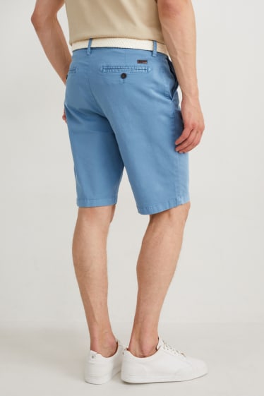 Men - Shorts with belt - blue