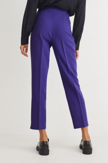 Femei - Pantaloni de stofă - talie înaltă - tapered fit - mov