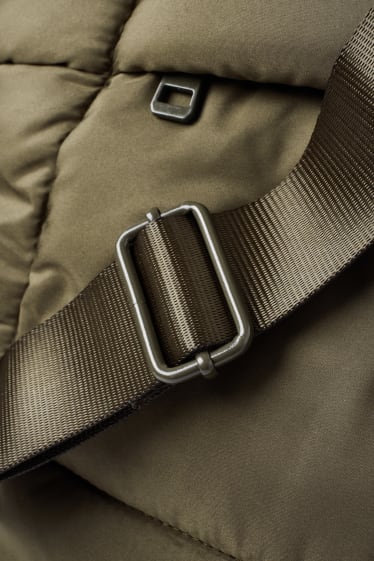 Femei - Geantă shopper matlasată, mare, cu curea detașabilă - verde