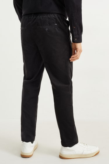Pánské - Manšestrové kalhoty chino - tapered fit - černá