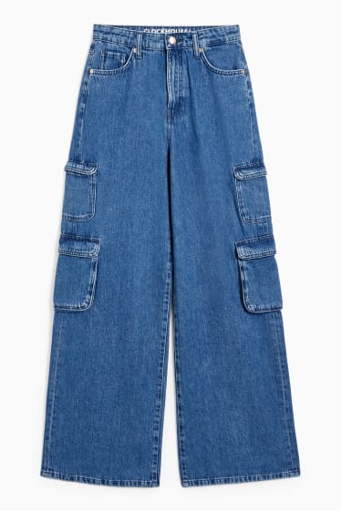 Nastolatki - CLOCKHOUSE - dżinsy bojówki - wysoki stan - szerokie nogawki - dżins-niebieski