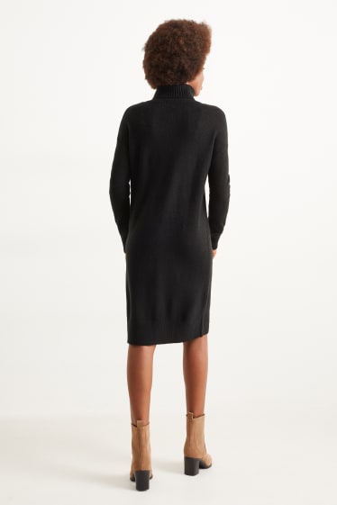 Femmes - Robe basique en maille - noir