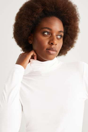 Women - Basic polo neck top - white