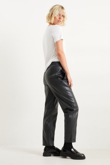 Dámské - Kalhoty - high waist - tapered fit - imitace kůže - černá