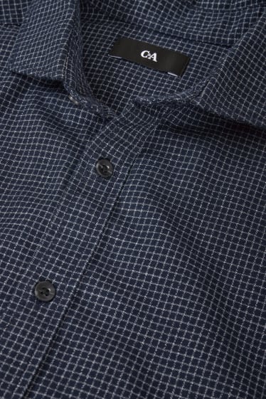 Home - Camisa - regular fit - cutaway - de quadres - blau fosc / blanc