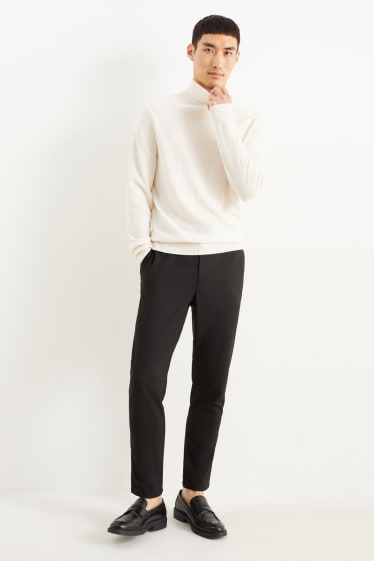 Home - Xinos - tapered fit - negre