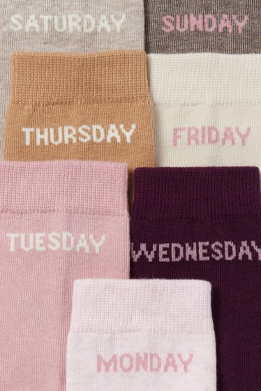 Femmes - Lot de 7 paires - chaussettes à motif - jours de la semaine - rose clair