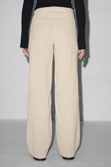 Ados & jeunes adultes - CLOCKHOUSE - pantalon en velours - high waist - wide leg - beige