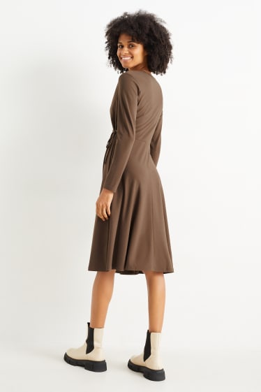 Mujer - Vestido cruzado - marrón