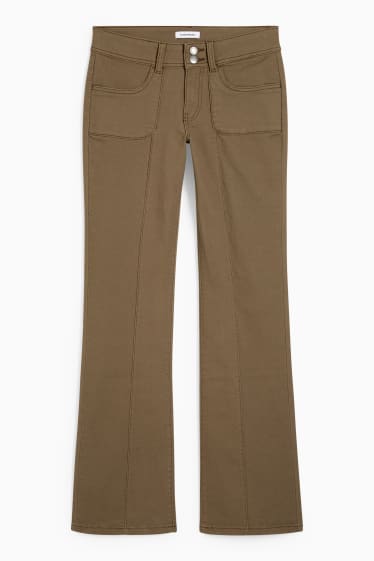 Jóvenes - CLOCKHOUSE - pantalón - low waist - bootcut fit - caqui