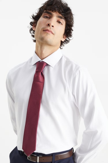 Hommes - Cravate en soie - bordeaux