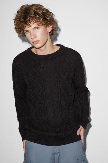 Men - Jumper - cable knit pattern - black