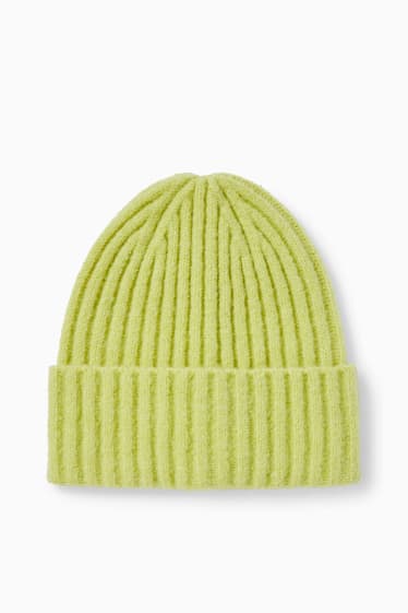 Women - Knitted hat - light green