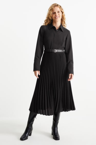 Femmes - Robe-chemisier avec ceinture - plissé - noir