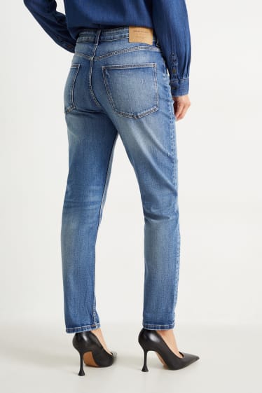 Dona - Boyfriend jeans - mid waist - LYCRA® - texà blau clar