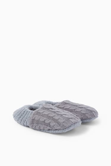 Women - Knitted slippers - cable knit pattern - gray