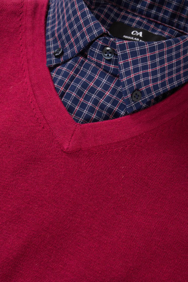 Hommes - Pull en fine maille et chemise - regular fit - col button down - rose foncé