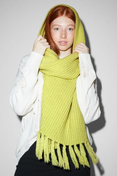 Teens & young adults - CLOCKHOUSE - fringed scarf - light green