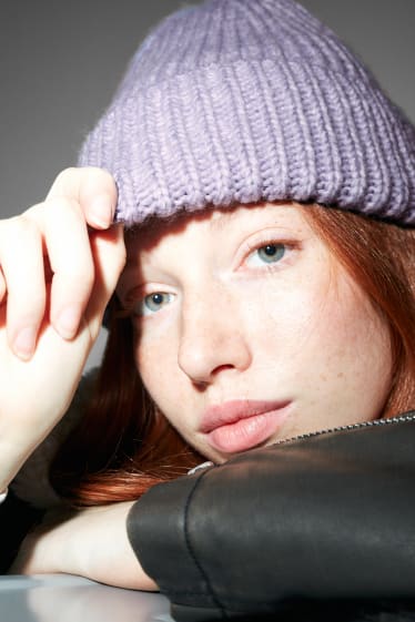 Femmes - Bonnet en maille - violet clair