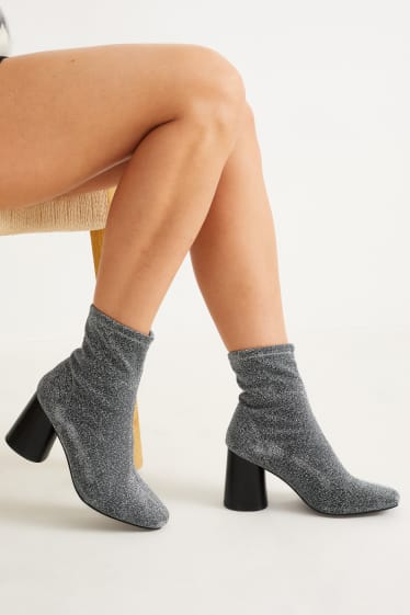 Mujer - Botines - con brillos - gris