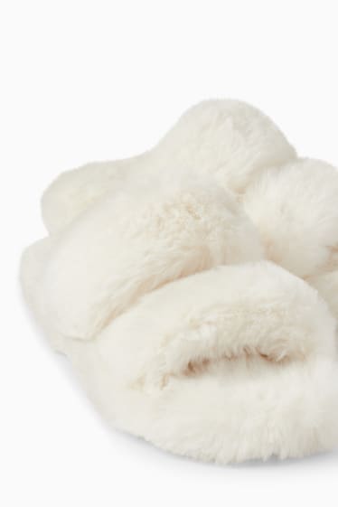 Teens & young adults - CLOCKHOUSE - faux fur slippers - cremewhite