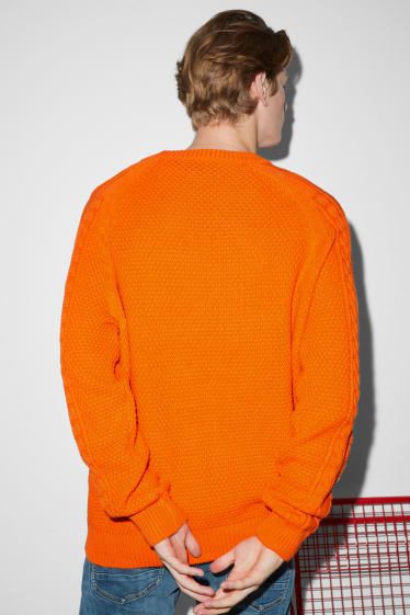 Uomo - Maglione - motivo treccia - arancio scuro