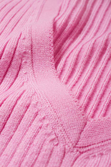 Women - Basic V-neck jumper - ribbed - pink