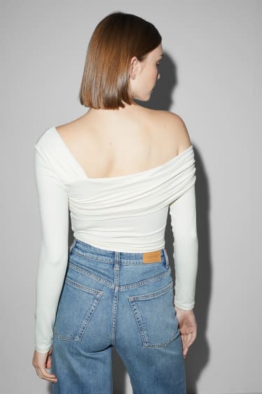 Teens & young adults - CLOCKHOUSE - cropped long sleeve top - cremewhite